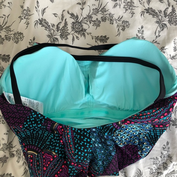 Women's one-piece swimsuit - Picture 6 of 10